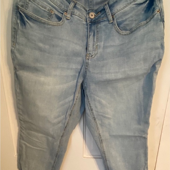 NEW Rue 21 Mid Rise Skinny - Picture 4 of 4